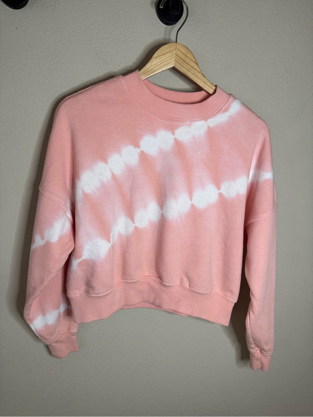 Pink Tie-Dye Cropped Crewneck Sweatshirt